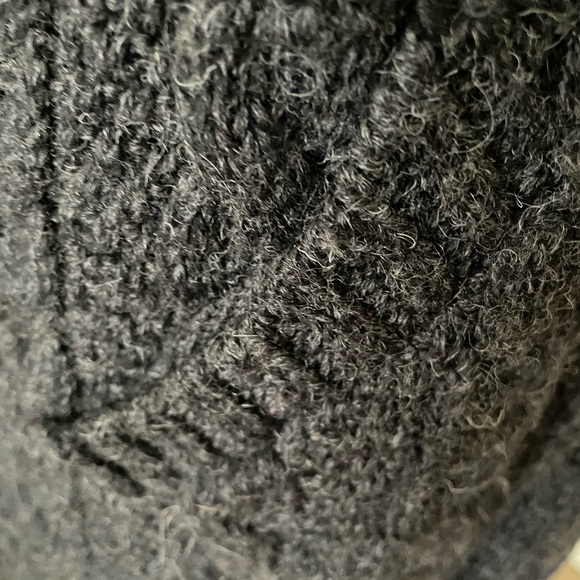 Inis Crafts 100% merino wool size small dark grey full zip cable sweater - Picture 6 of 10
